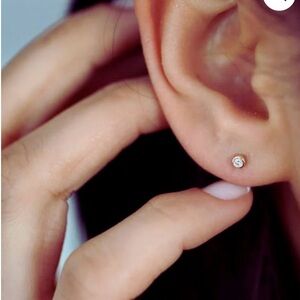 Diamond Petite Stud Earrings 14k